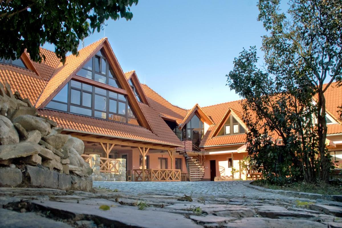 Bezměrovský dvůr Kroměříž Exterior foto