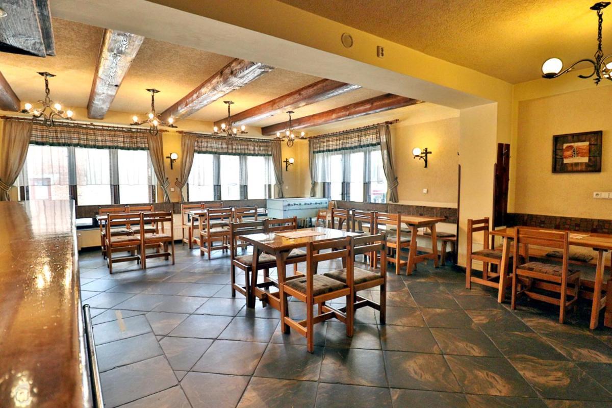 Bezměrovský dvůr Kroměříž Exterior foto